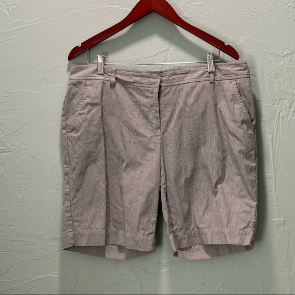 Lands’ End 
14P Fit 1
Seersucker - Picture 1 of 5